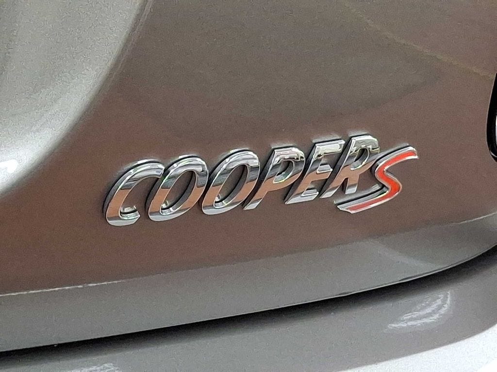 Thumbnail: 2016 MINI Cooper Convertible - 28