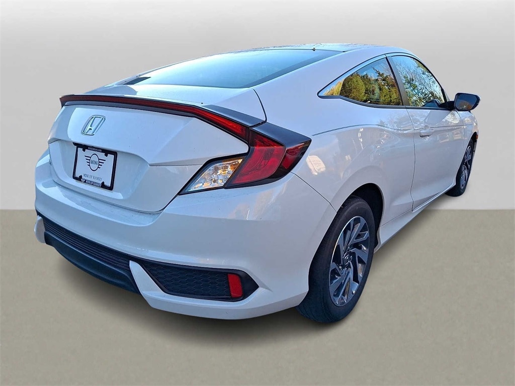 Thumbnail: 2019 Honda Civic - 4