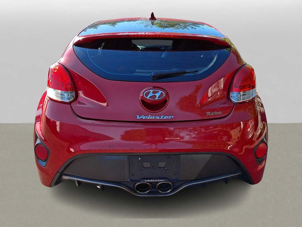 Thumbnail: 2013 Hyundai Veloster - 3
