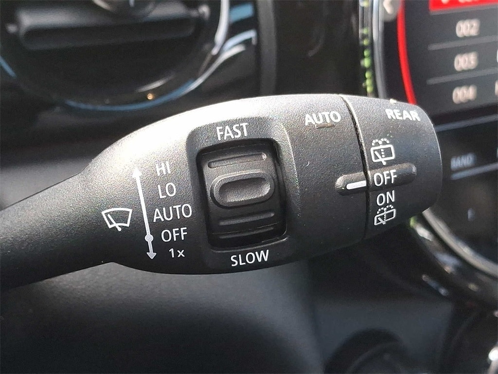 Thumbnail: 2023 MINI Cooper Hardtop - 22