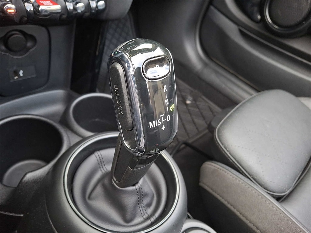 Thumbnail: 2022 MINI Cooper Convertible - 9