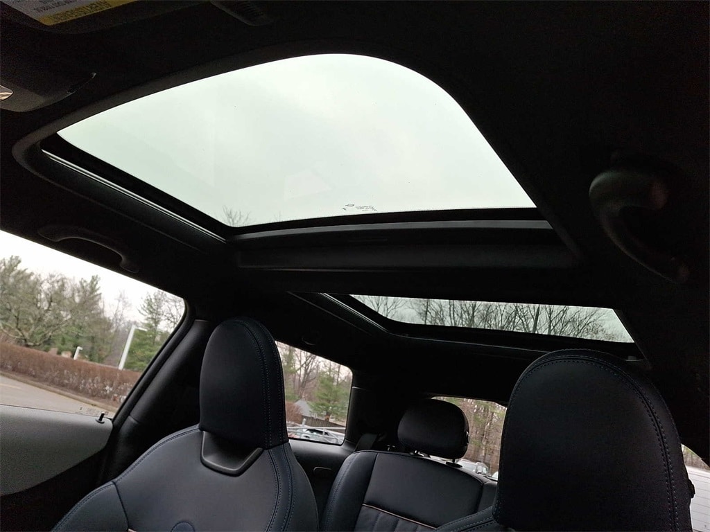 Thumbnail: 2025 MINI Cooper Hardtop - 14