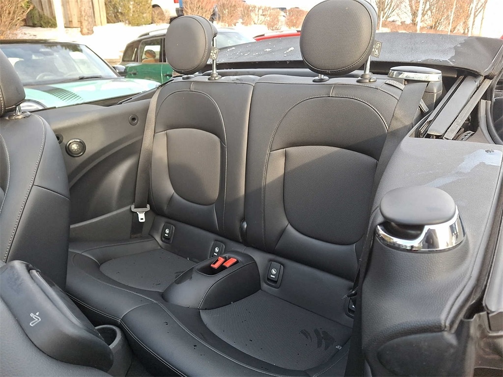 Thumbnail: 2018 MINI Cooper Convertible - 9