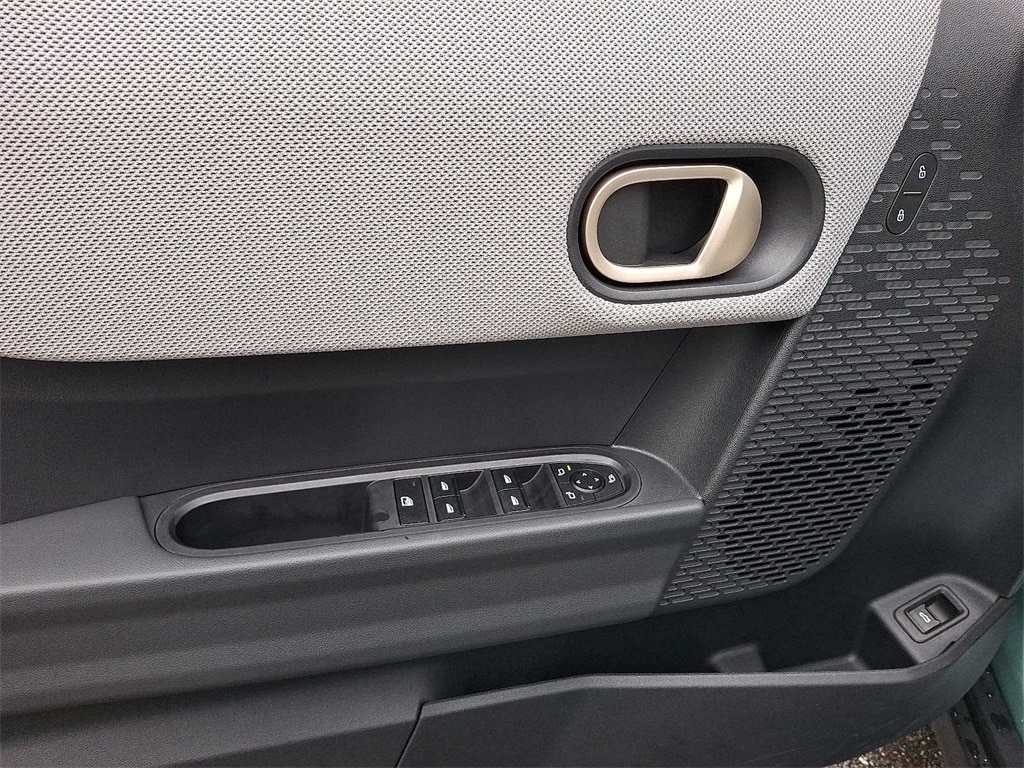 2025 MINI Cooper Hardtop S 9