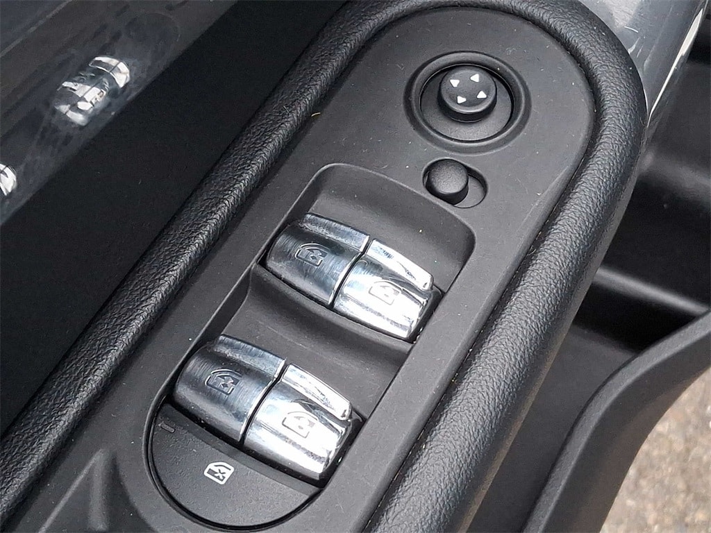 Thumbnail: 2019 MINI Cooper Countryman - 25