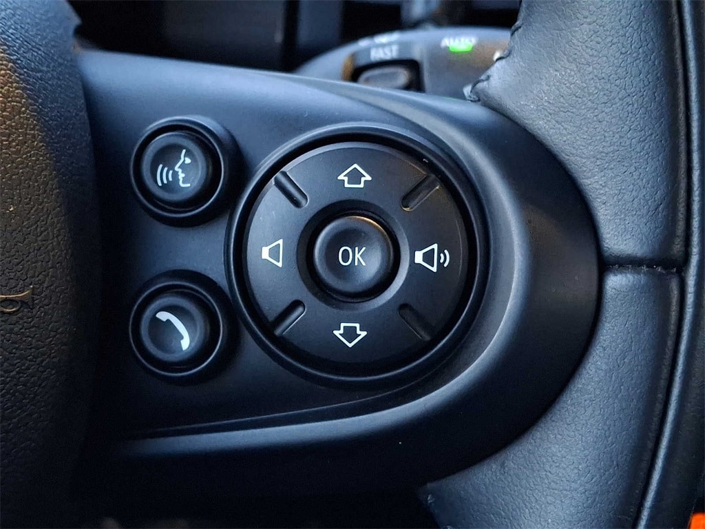 Thumbnail: 2020 MINI Cooper Convertible - 17