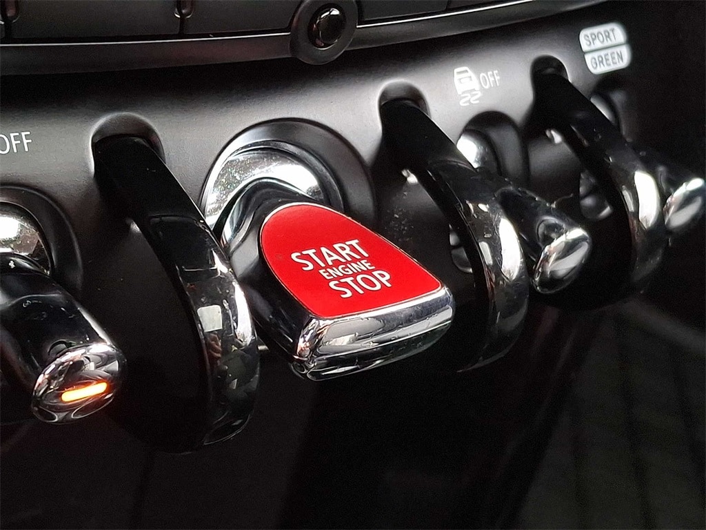 Thumbnail: 2023 MINI Cooper Hardtop - 23