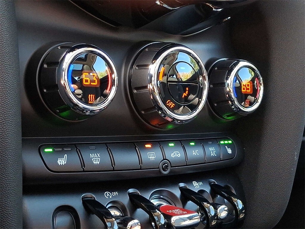 Thumbnail: 2023 MINI Cooper - 16