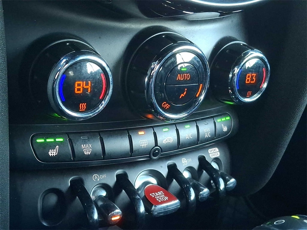 Thumbnail: 2019 MINI Cooper Convertible - 9