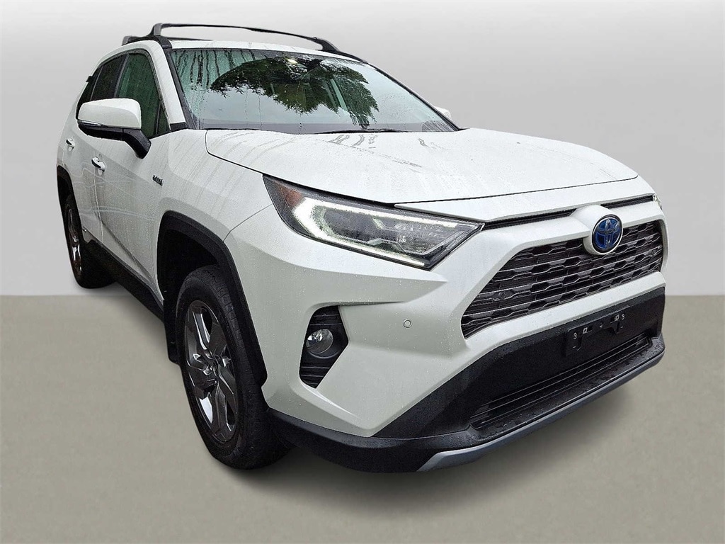 2021 Toyota RAV4 Limited 3