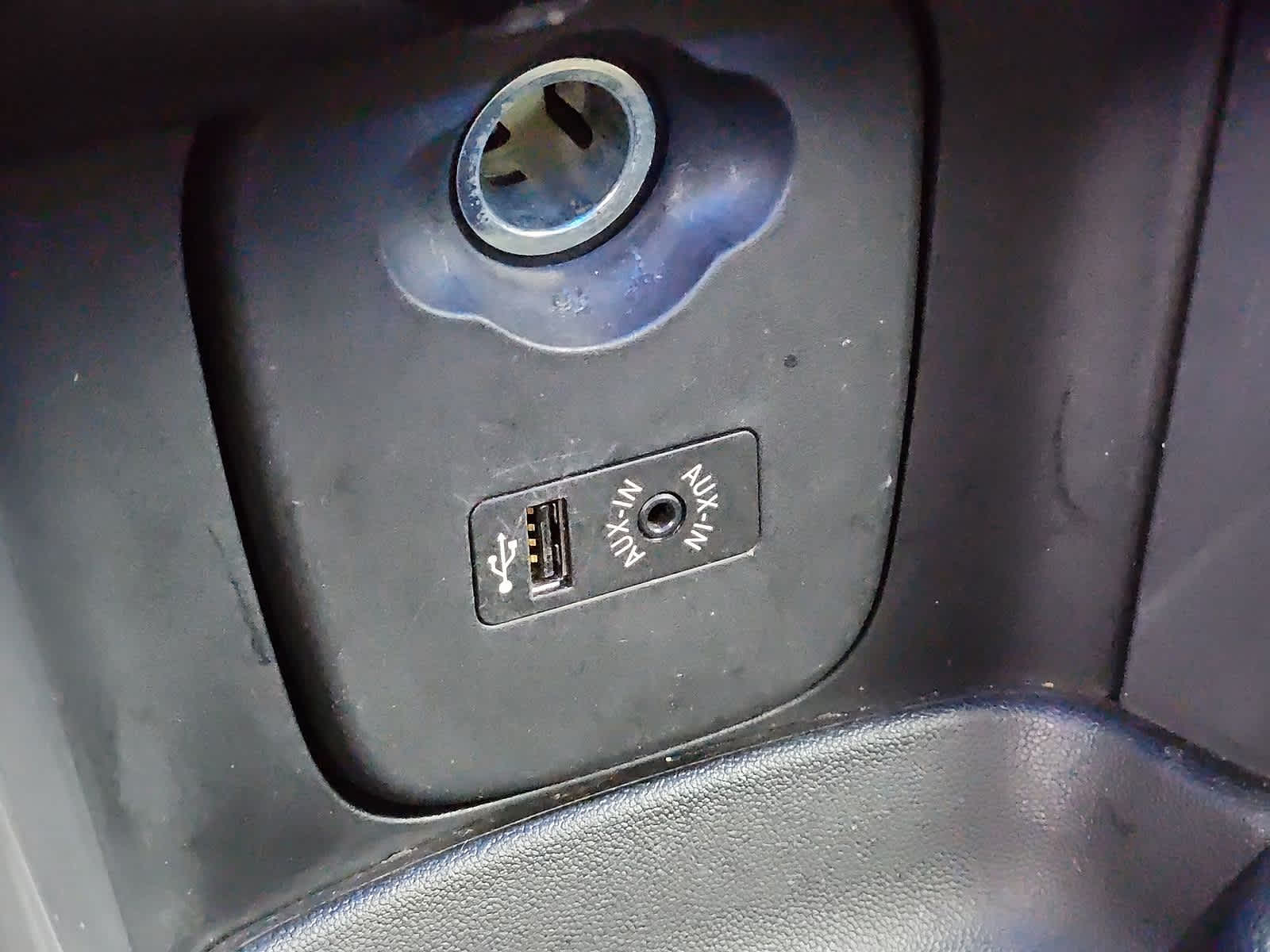 2015 MINI Cooper Hardtop 4 Door 15
