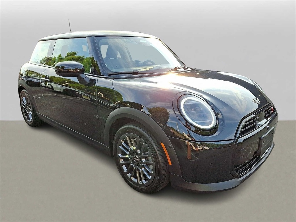 Thumbnail: 2025 MINI Cooper Hardtop - 3
