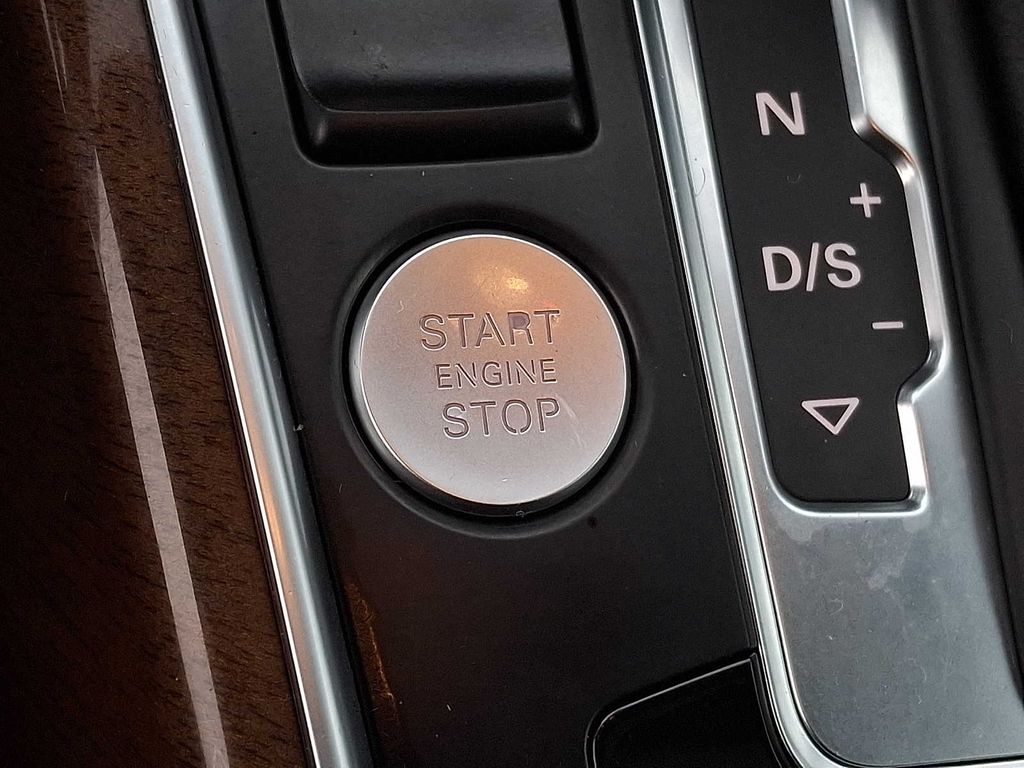 Thumbnail: 2017 Audi Q5 - 20