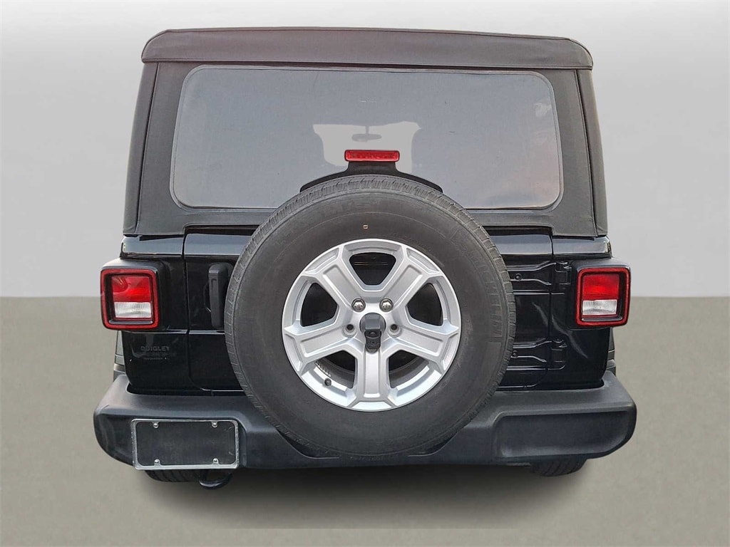 Thumbnail: 2021 Jeep Wrangler - 4