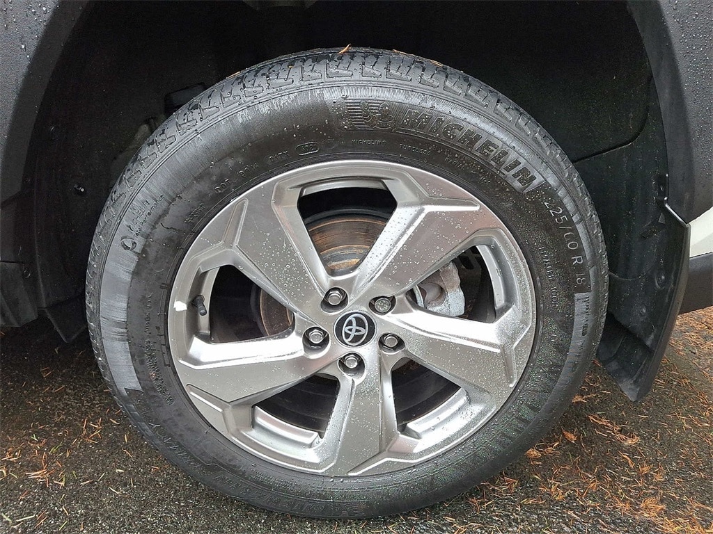 2021 Toyota RAV4 Limited 6