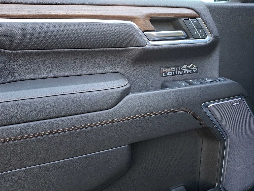 Thumbnail: 2023 Chevrolet Silverado 1500 - 8