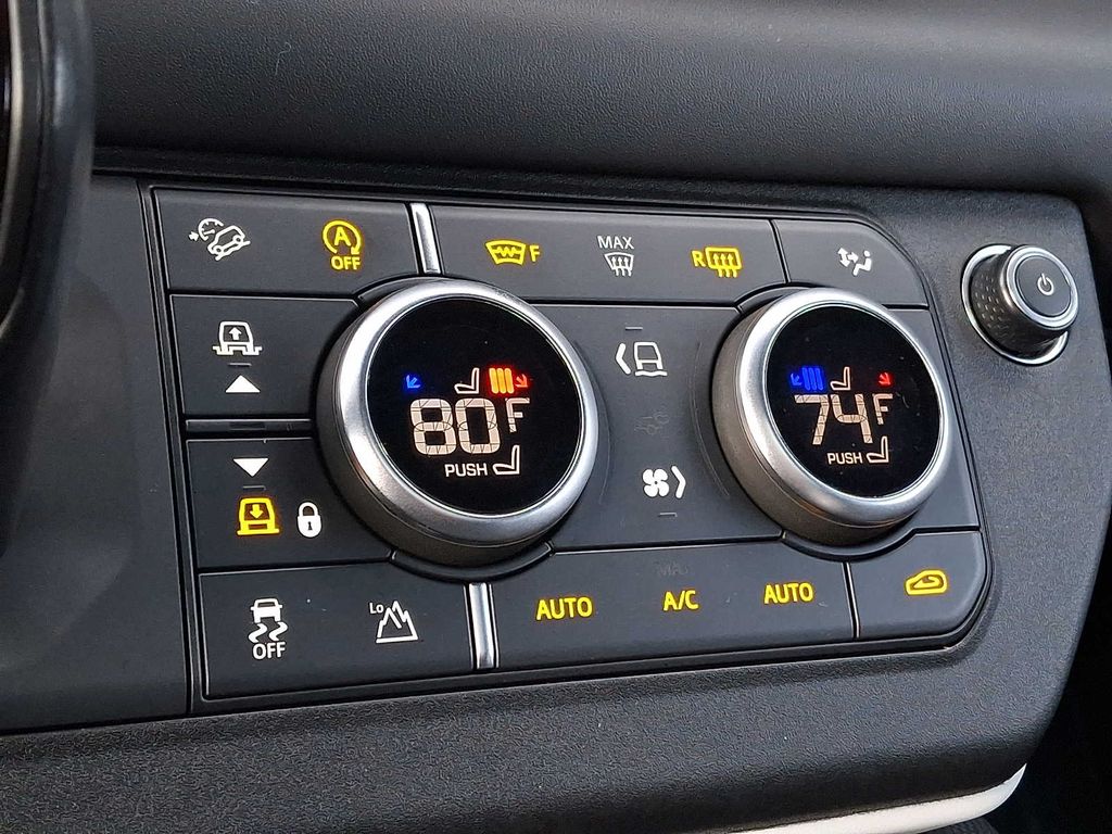 Thumbnail: 2021 Land Rover Defender - 13