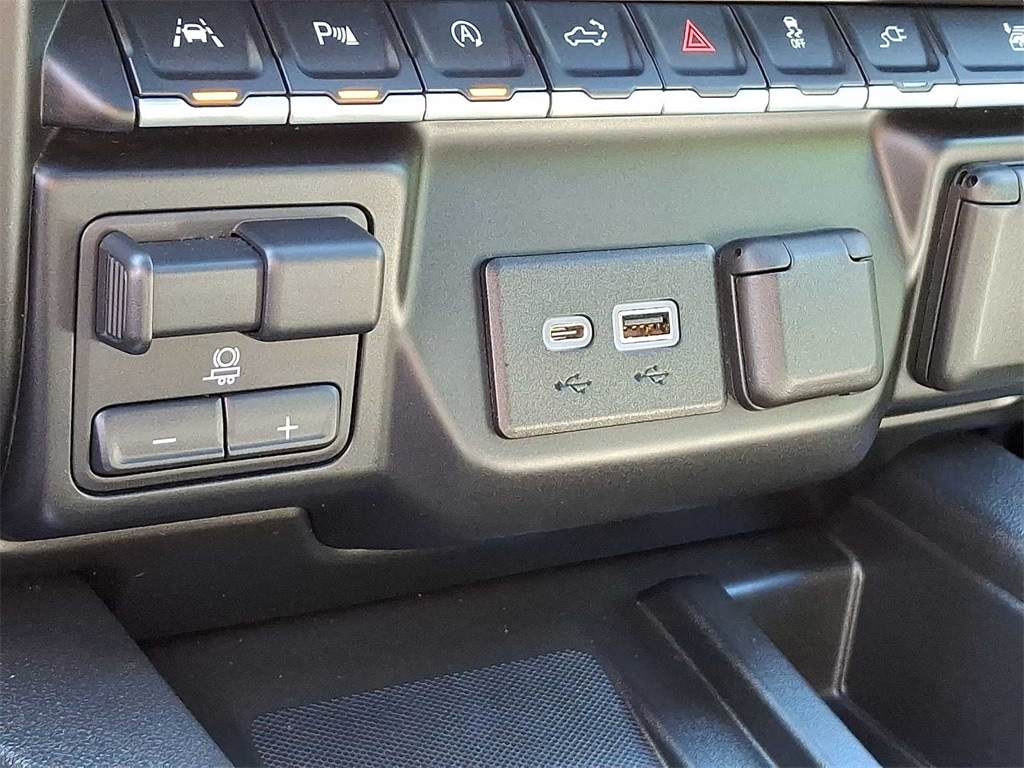 Thumbnail: 2019 Chevrolet Silverado 1500 - 21