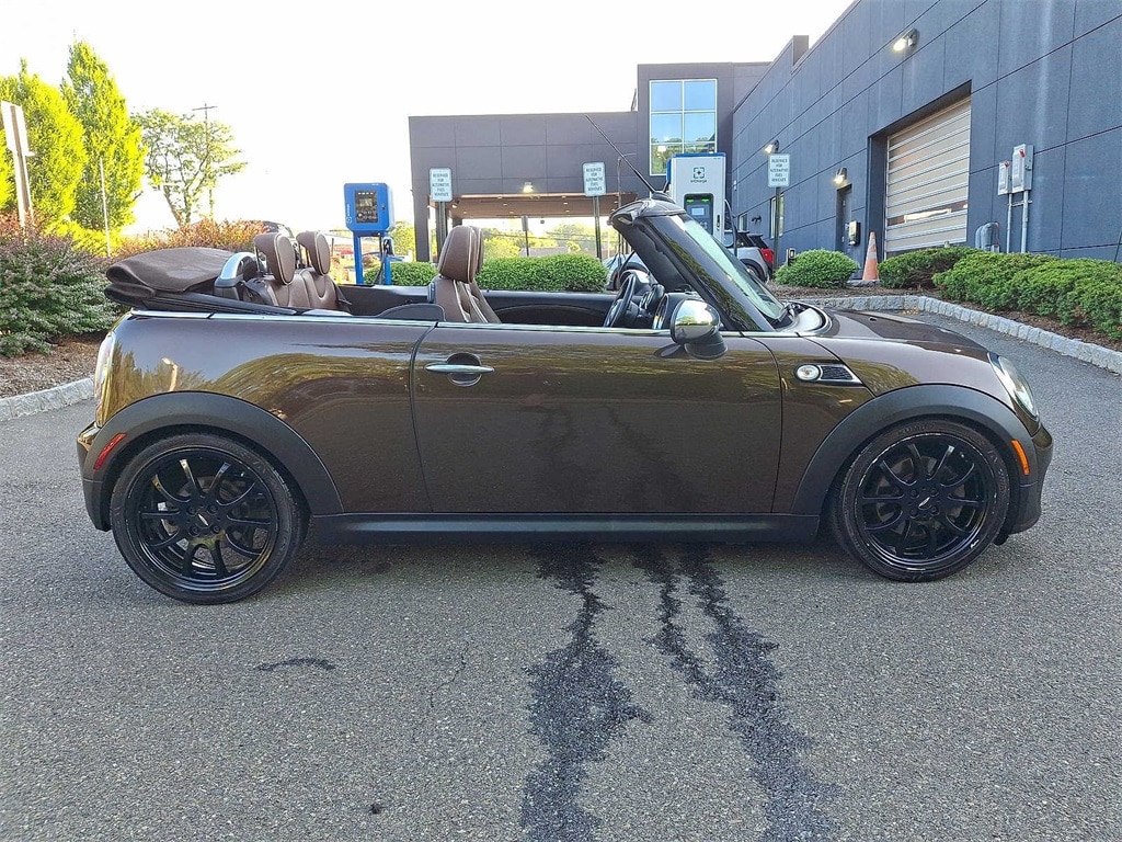 Thumbnail: 2011 MINI Cooper - 25