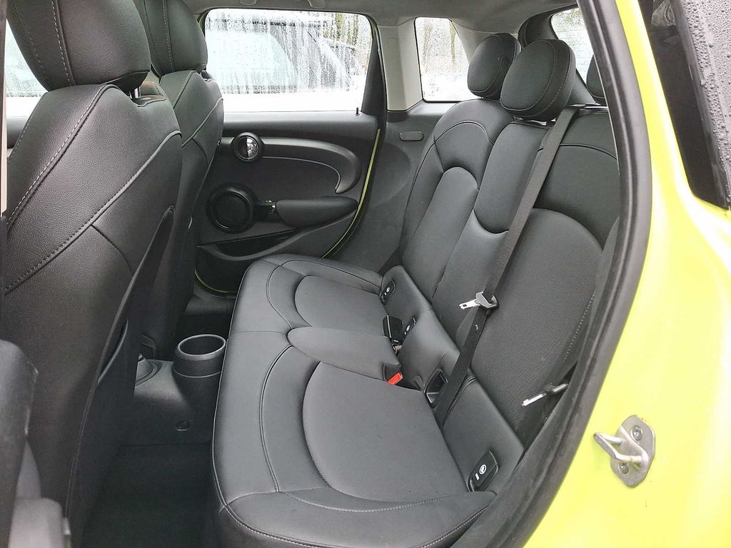 Thumbnail: 2024 MINI Cooper Hardtop - 8