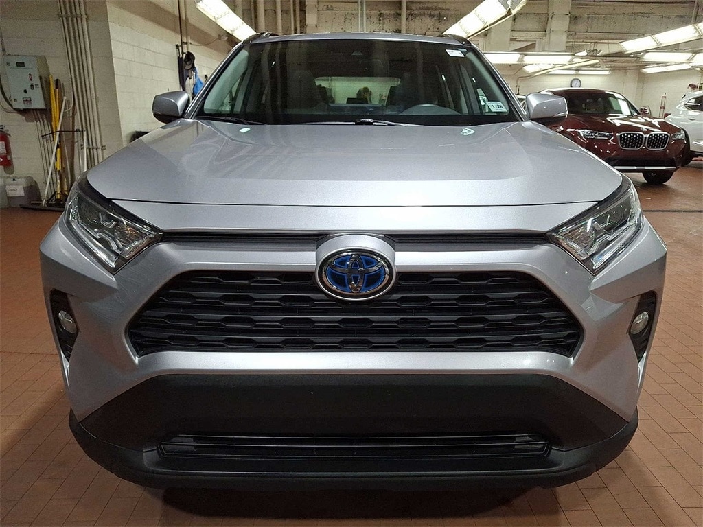 Thumbnail: 2021 Toyota RAV4 - 28