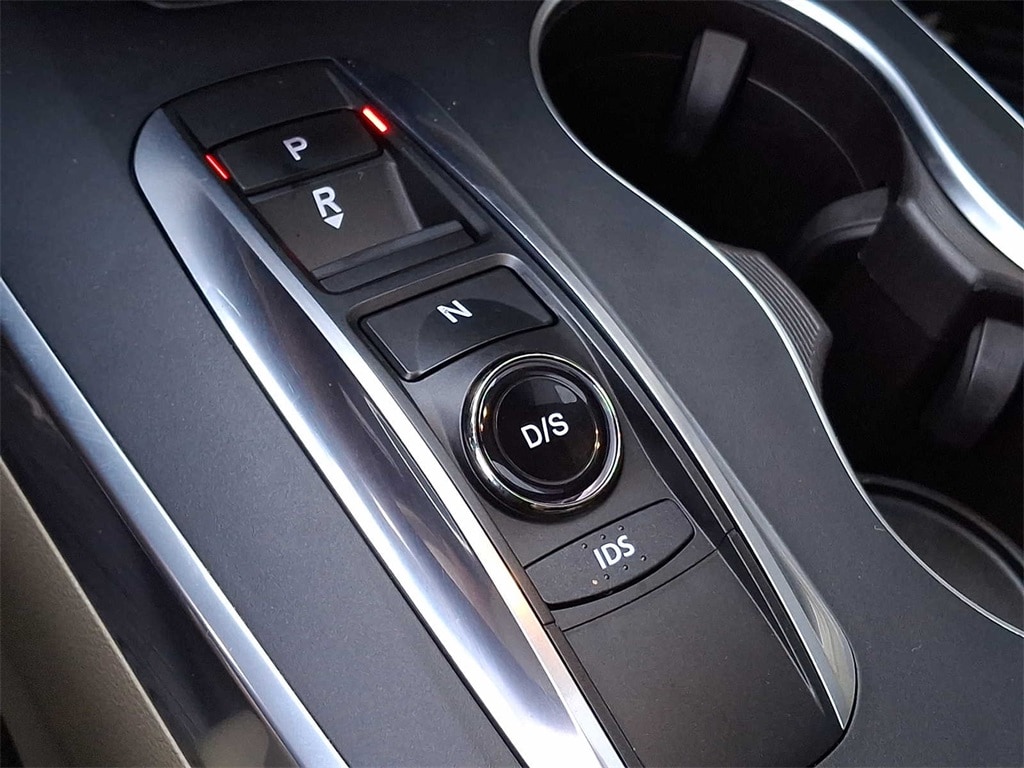 Thumbnail: 2016 Acura MDX - 14