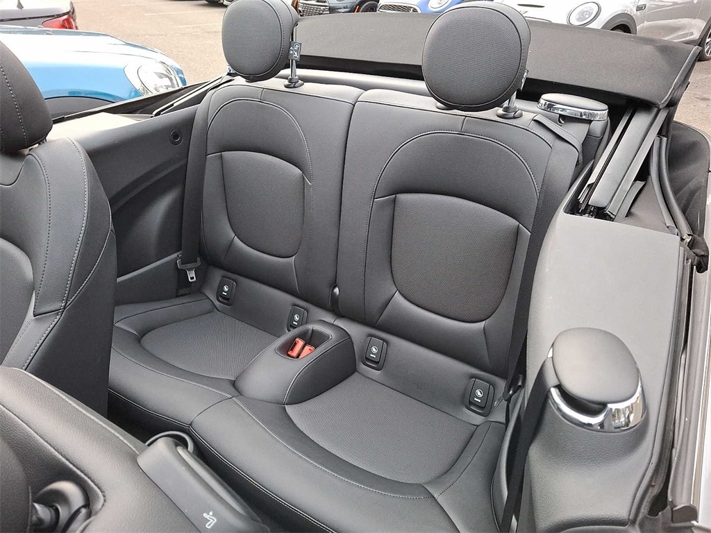 Thumbnail: 2023 MINI Cooper Convertible - 8