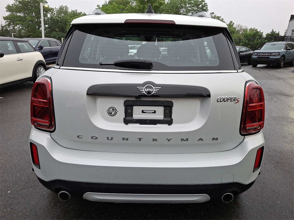 2023 MINI Cooper Countryman Signature 22