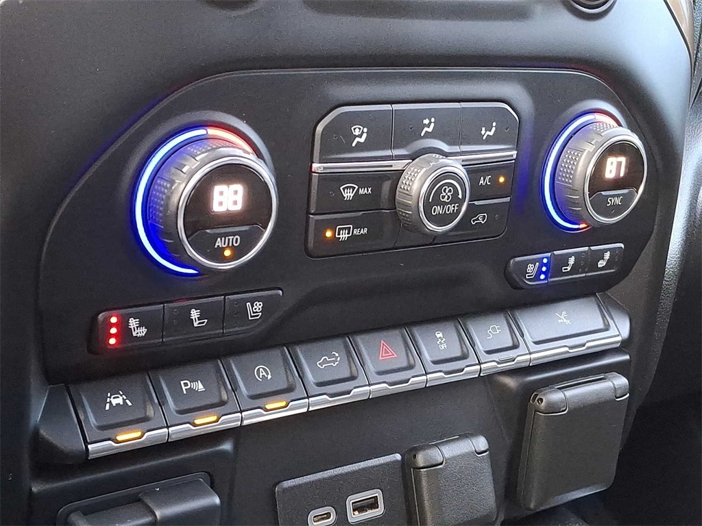 Thumbnail: 2021 Chevrolet Silverado 1500 - 12