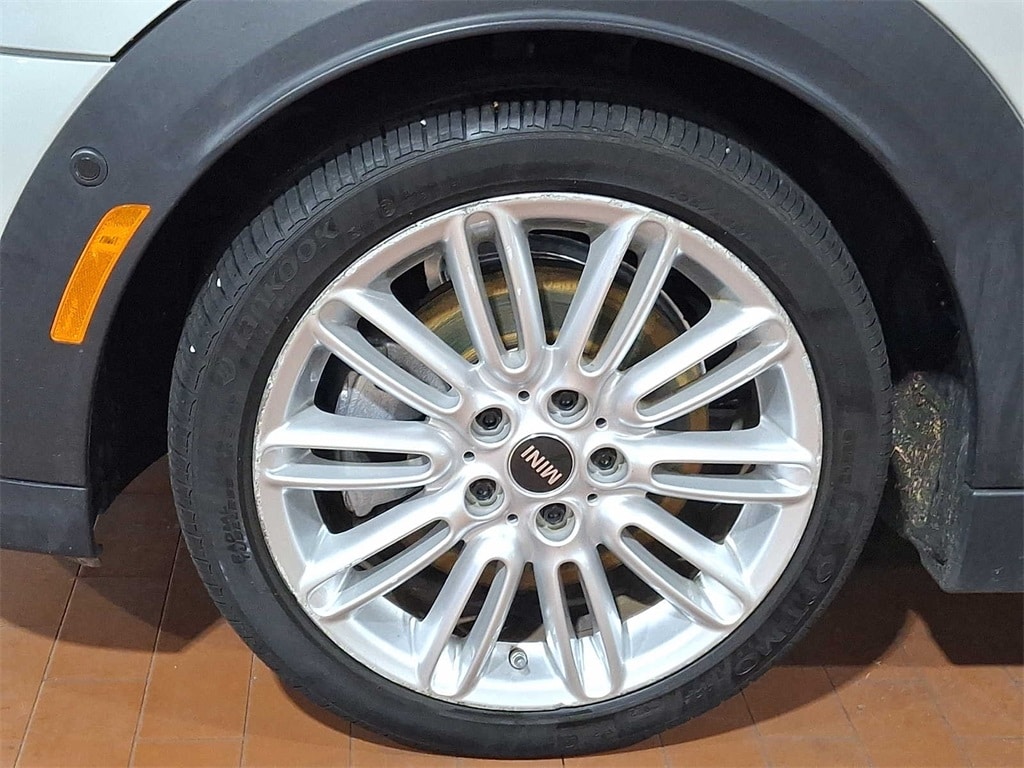 Thumbnail: 2023 MINI Cooper Convertible - 9