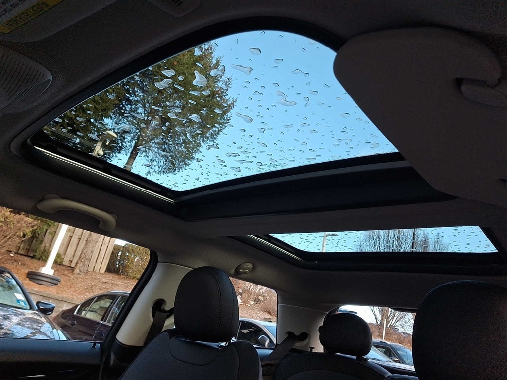 Thumbnail: 2024 MINI Cooper Hardtop - 12