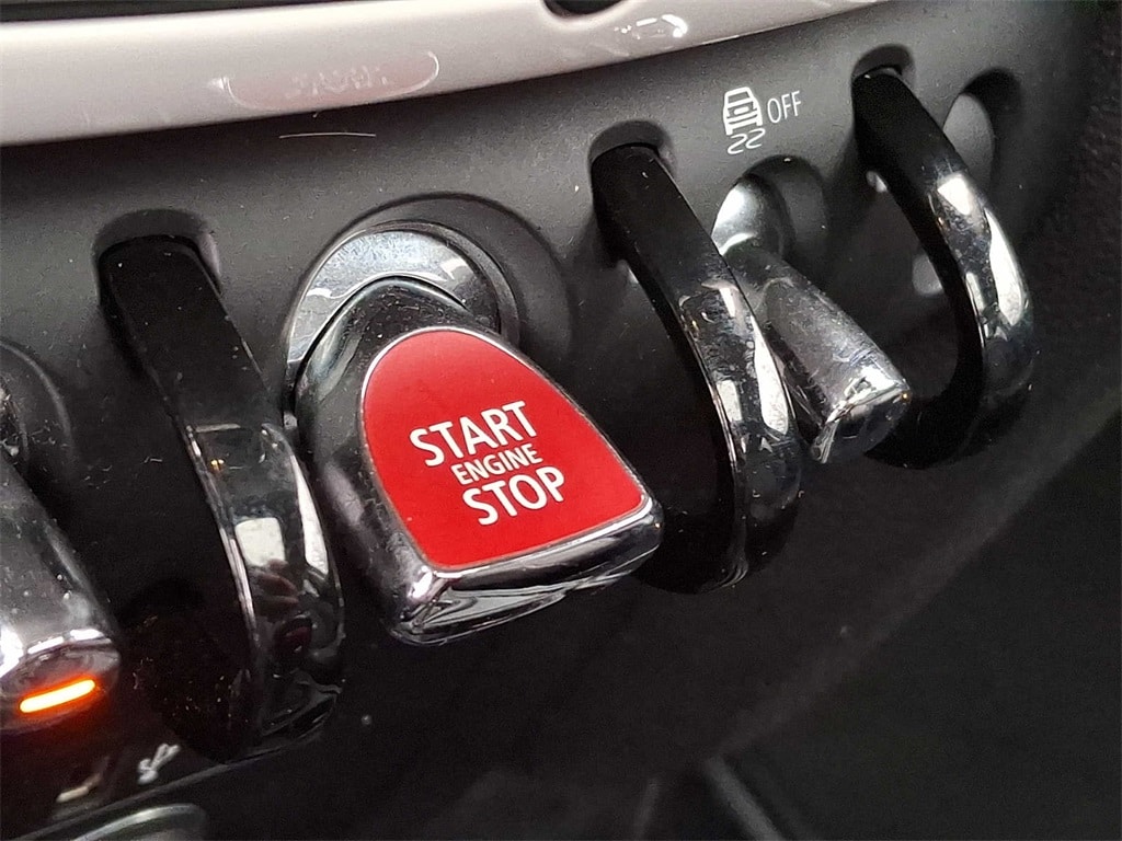 Thumbnail: 2019 MINI Cooper Countryman - 22