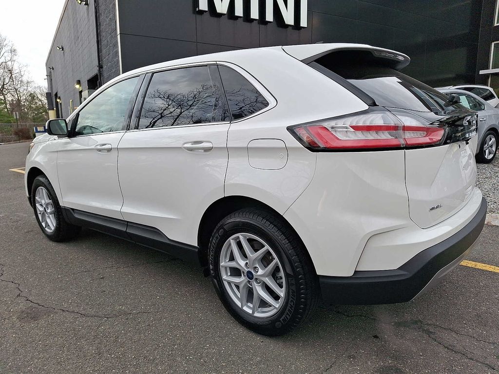 Thumbnail: 2022 Ford Edge - 6