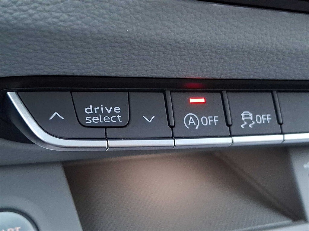 Thumbnail: 2021 Audi Q5 - 21