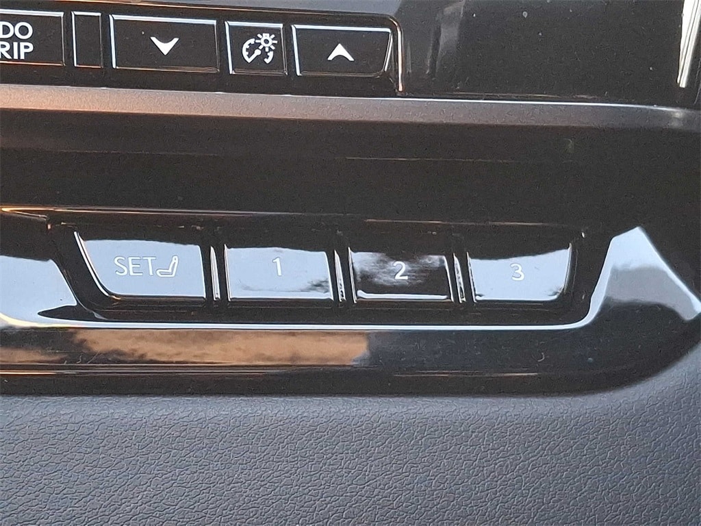 Thumbnail: 2023 Lexus RX - 23