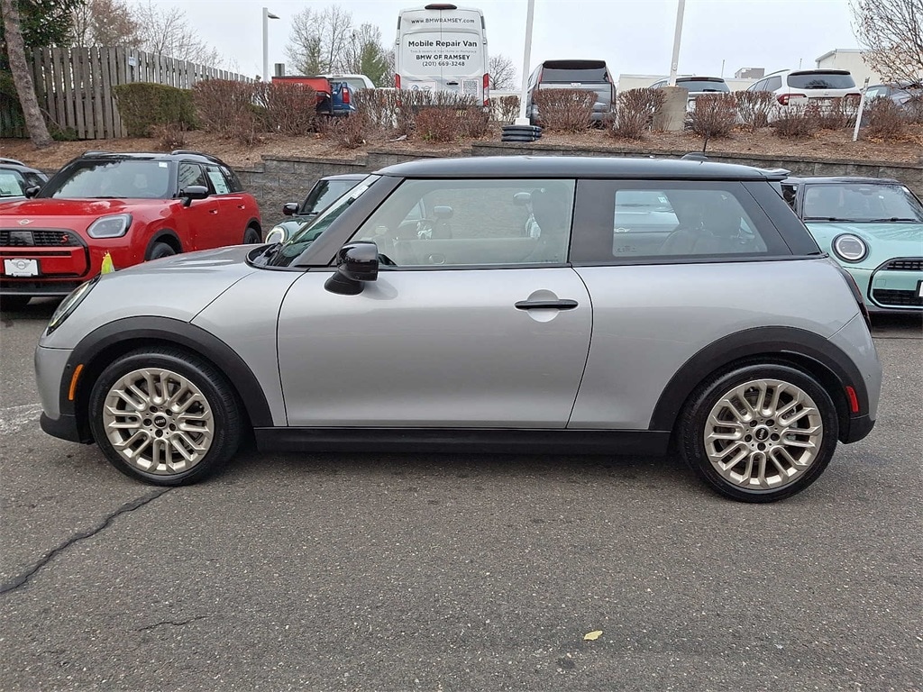 Thumbnail: 2025 MINI Cooper Hardtop - 7