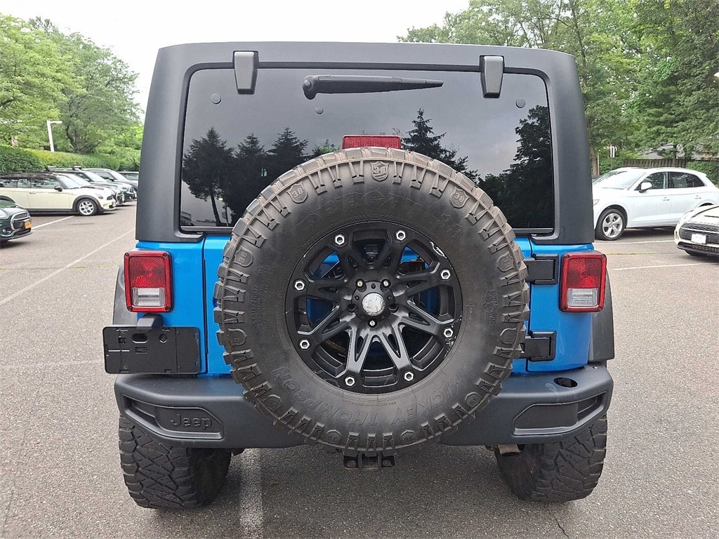 Thumbnail: 2015 Jeep Wrangler - 6