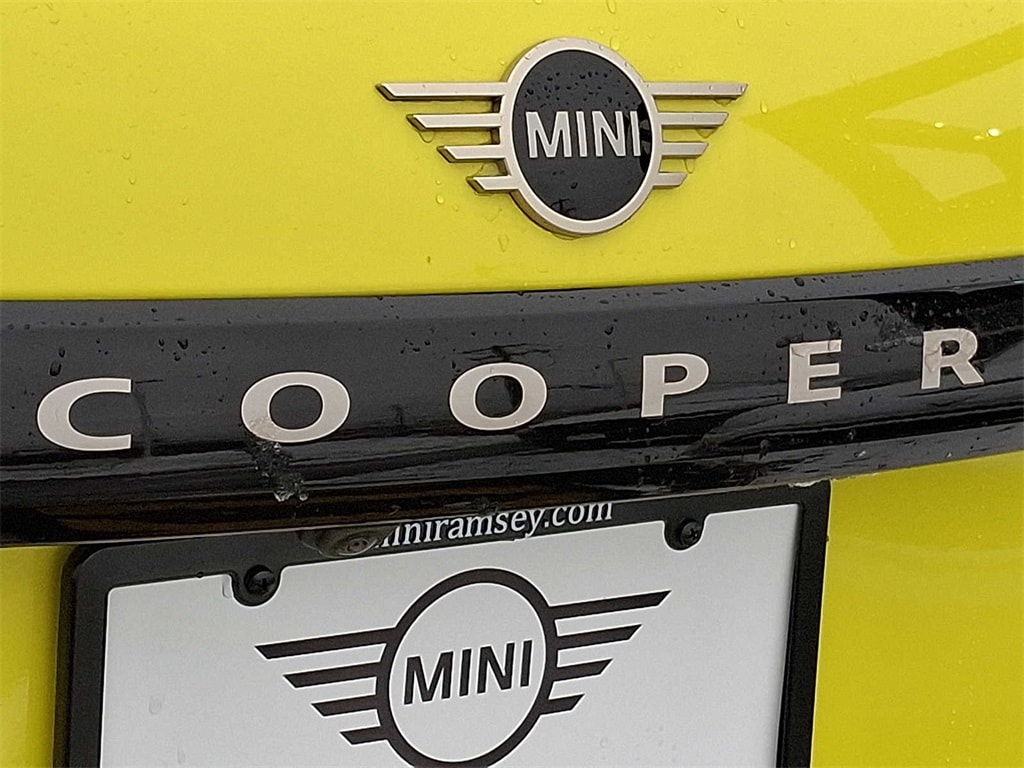 Thumbnail: 2025 MINI Cooper Hardtop - 28