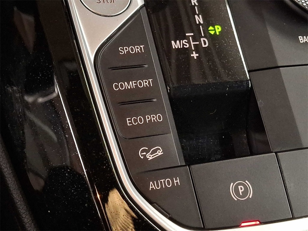 Thumbnail: 2022 BMW X3 - 21