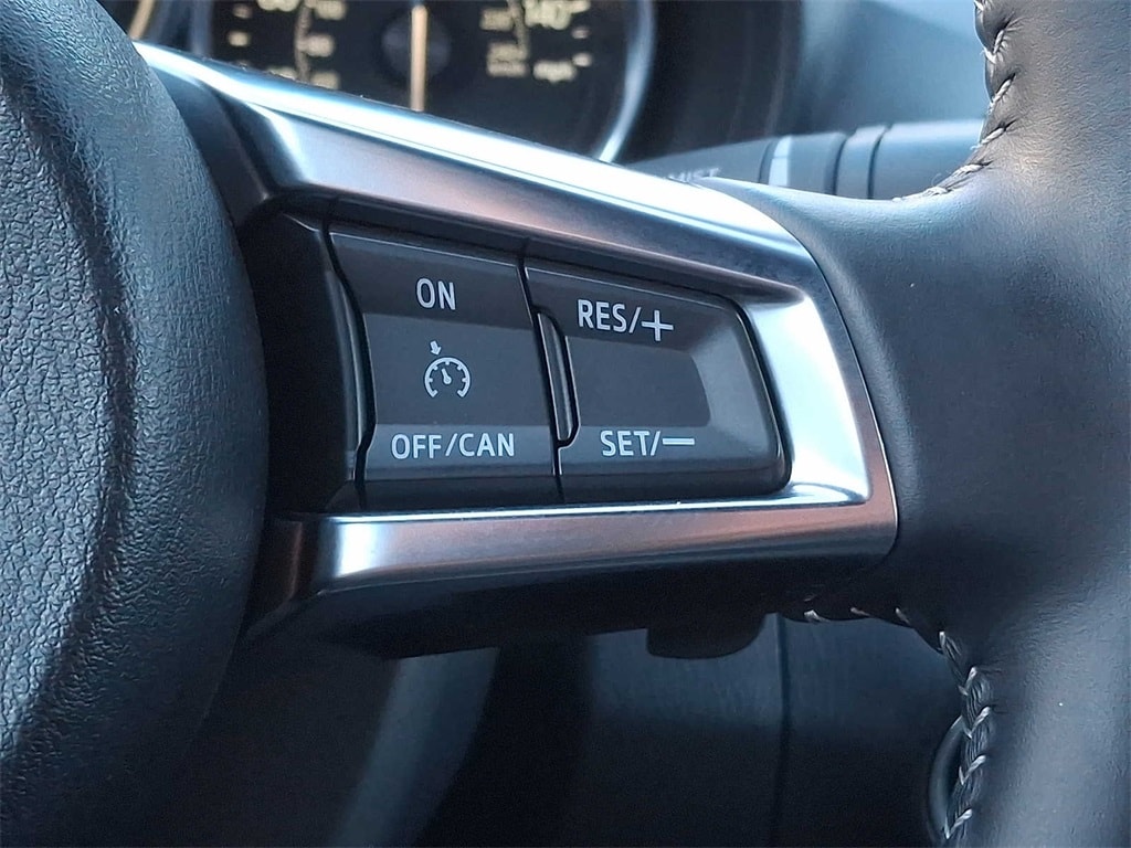 Thumbnail: 2022 Mazda MX-5 Miata - 15