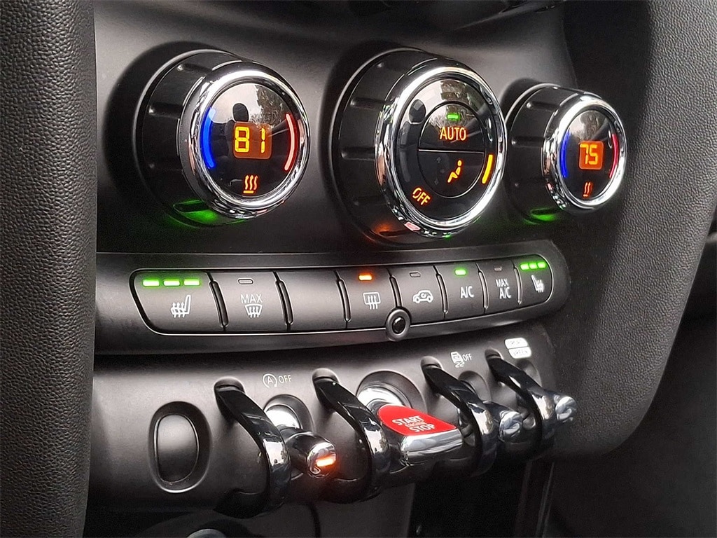 Thumbnail: 2024 MINI Cooper Convertible - 13