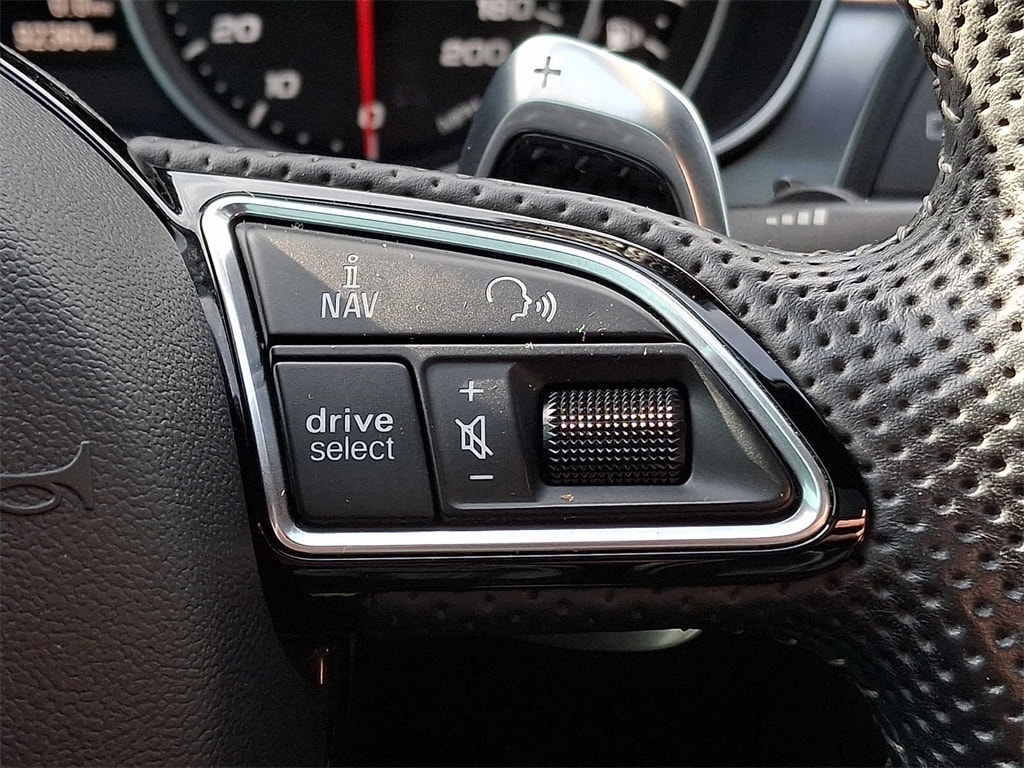 Thumbnail: 2016 Audi RS 7 - 18