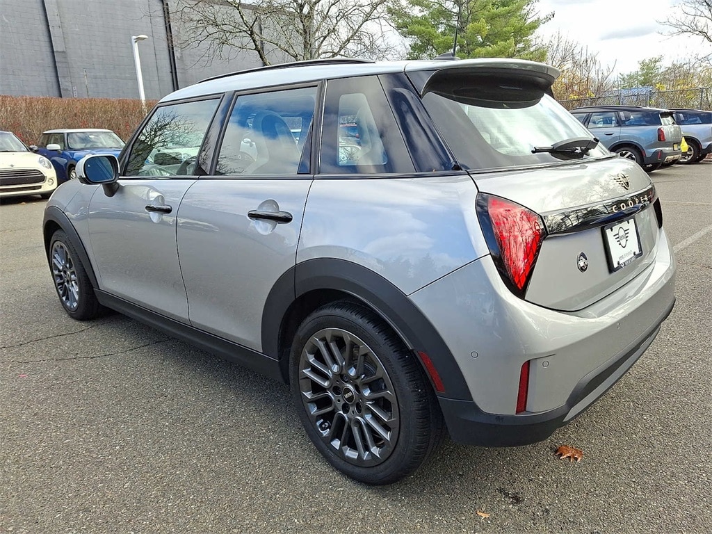 Thumbnail: 2025 MINI Cooper Hardtop - 7