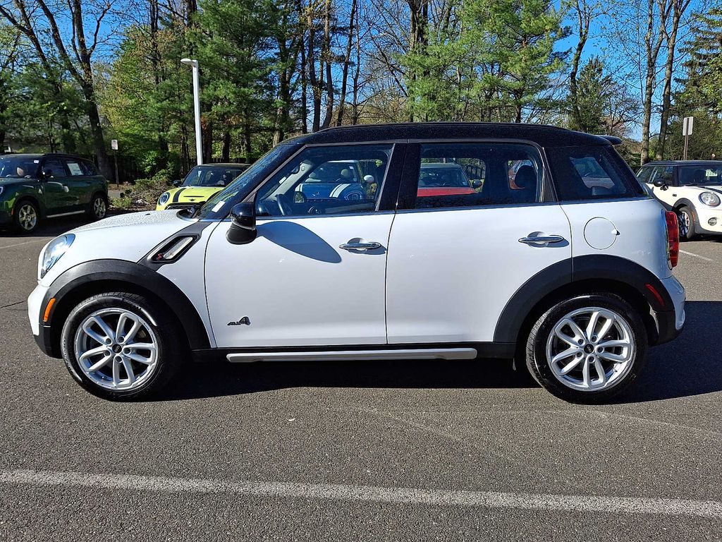 Thumbnail: 2015 MINI Cooper Countryman - 6