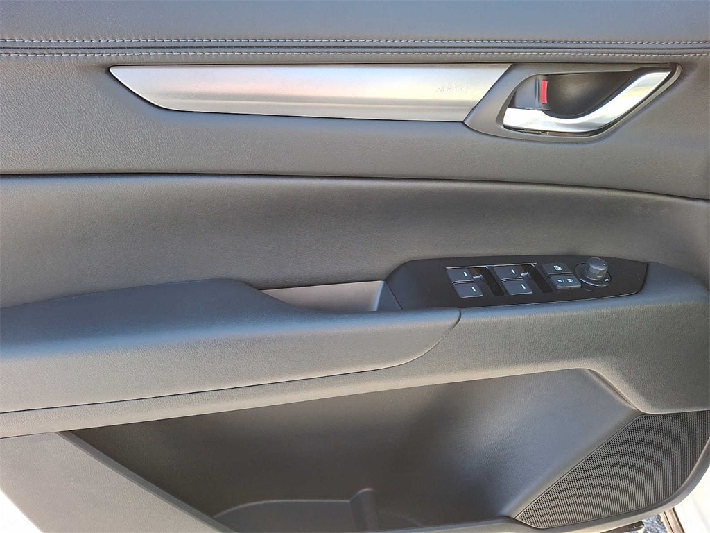 Thumbnail: 2023 Mazda CX-5 - 9