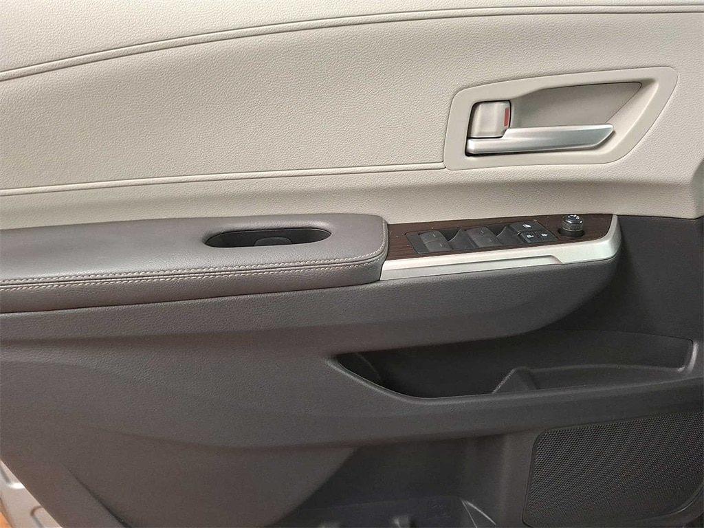 Thumbnail: 2021 Toyota Sienna - 11