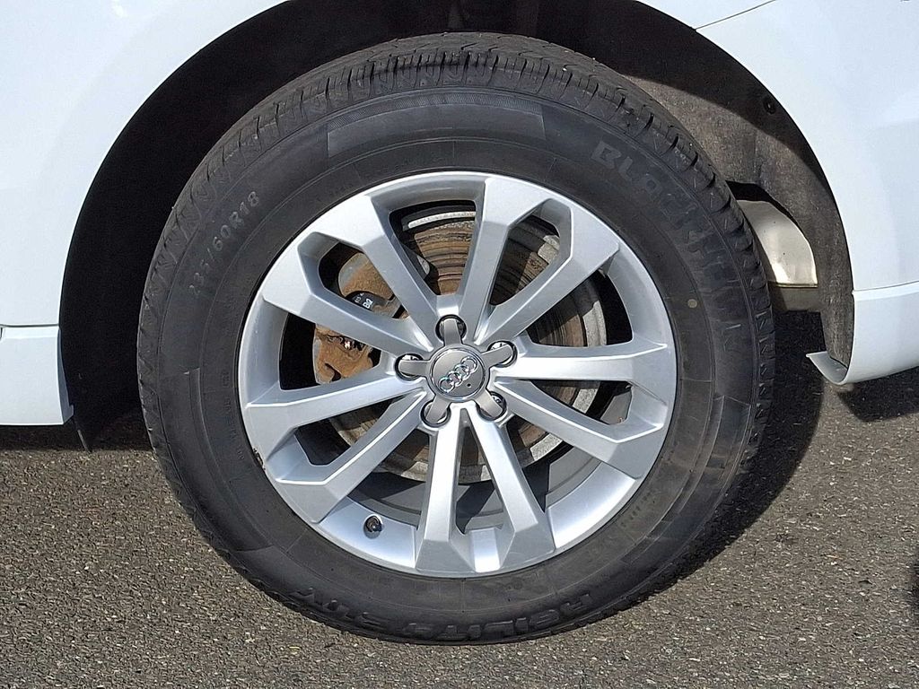 Thumbnail: 2014 Audi Q5 - 7