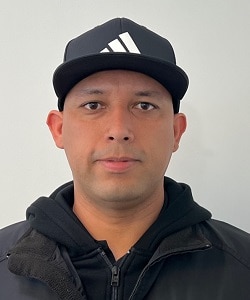 Staff member Lester Martinez from ID_df5ea1ea0916