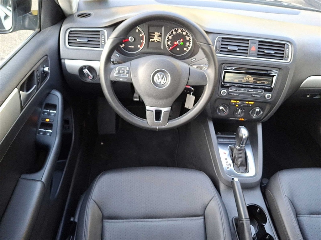 Thumbnail: 2013 Volkswagen Jetta - 20