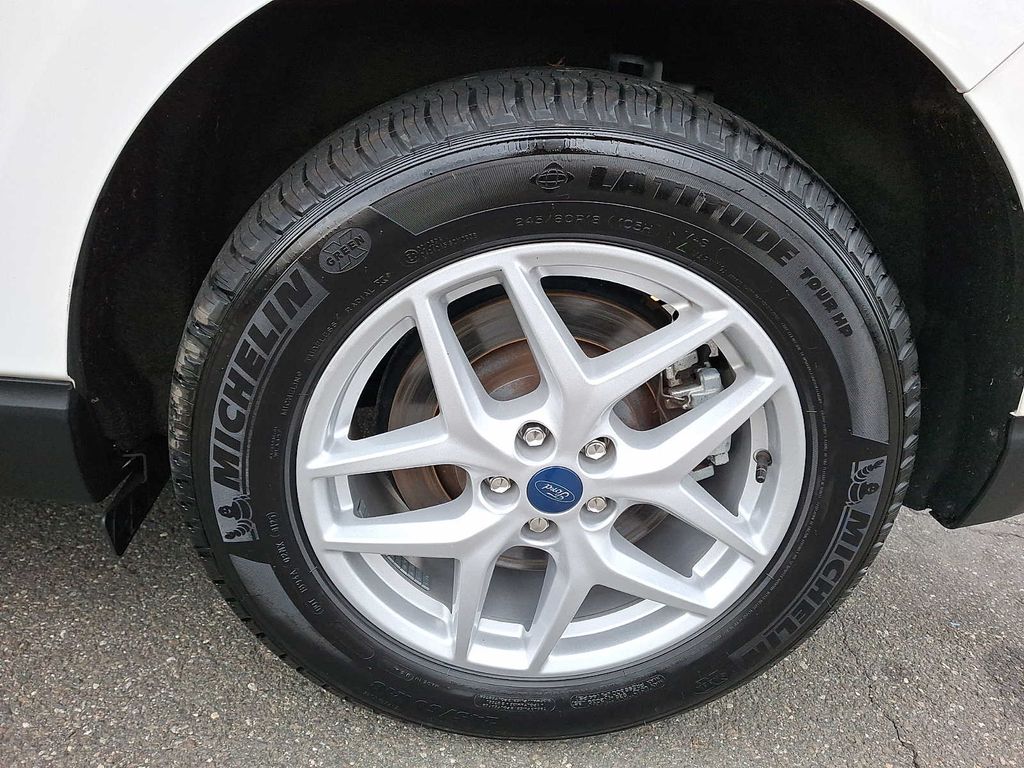 Thumbnail: 2022 Ford Edge - 7